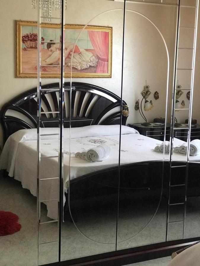 Casa Vacanza Nonna Adri Монополи Экстерьер фото