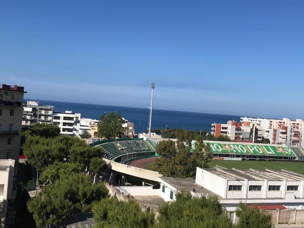 Casa Vacanza Nonna Adri Монополи Экстерьер фото